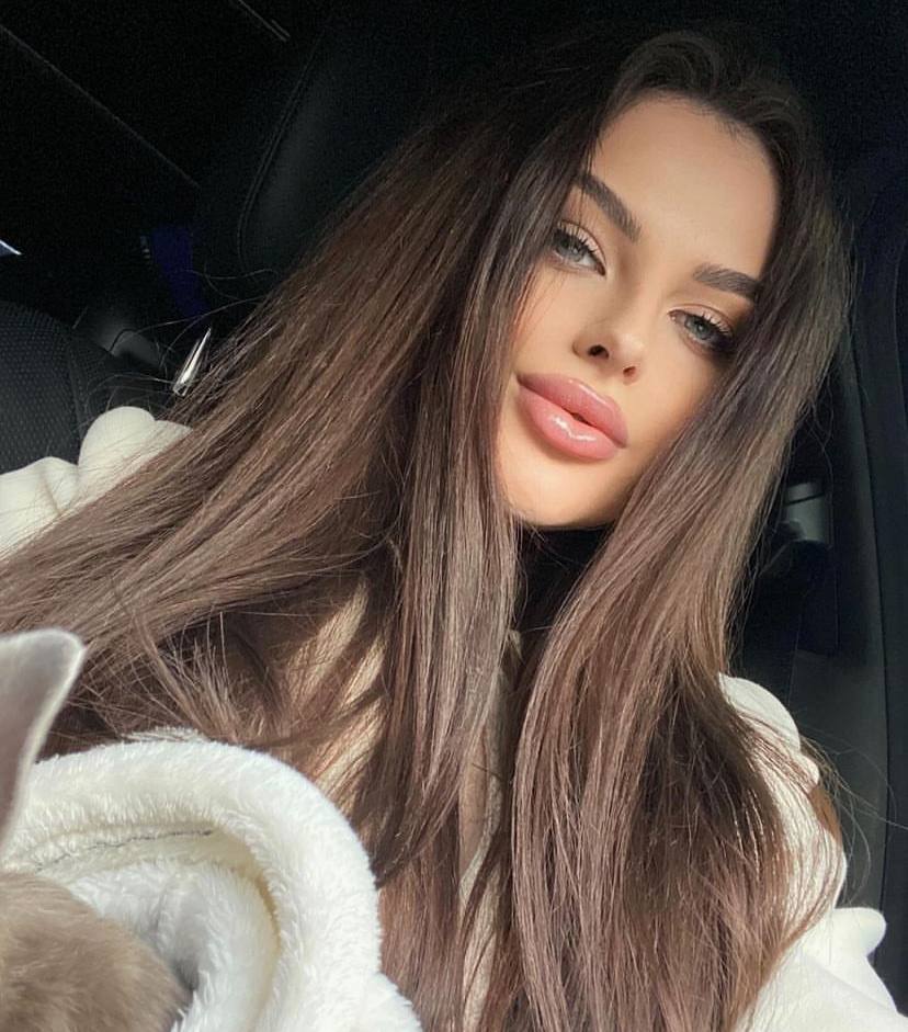 Julia ID 16014019